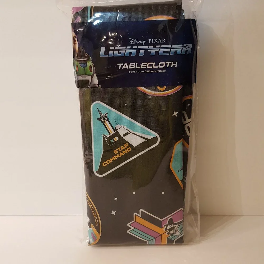 Tablecloth 52 x 70 Disney Pixar LIGHTYEAR Star Command New